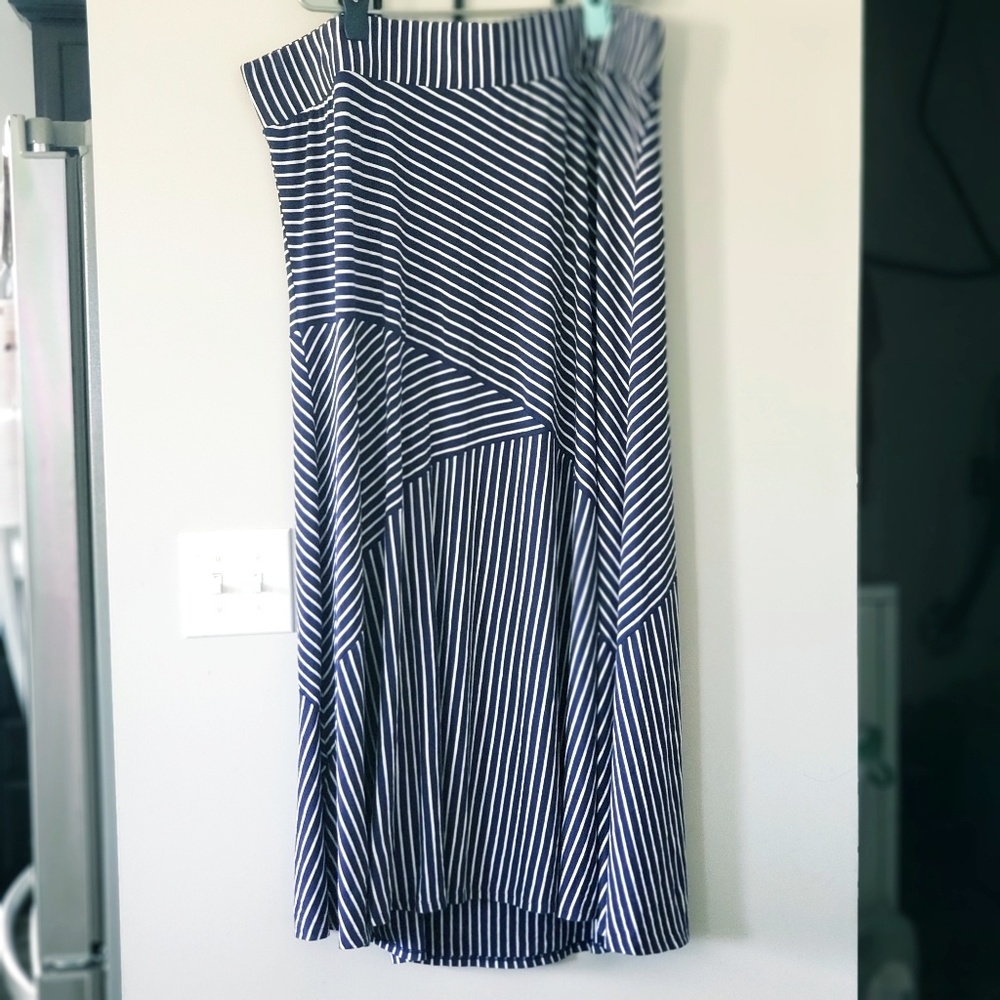 Torrid Maxi Skirt size 3